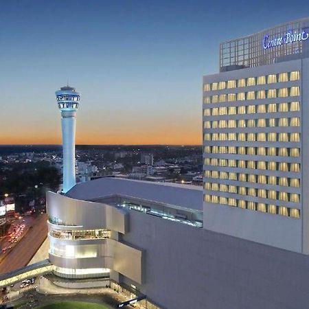 Centre Point Hotel Terminal21 Korat Nakhonratcsaszima Kültér fotó The hotel