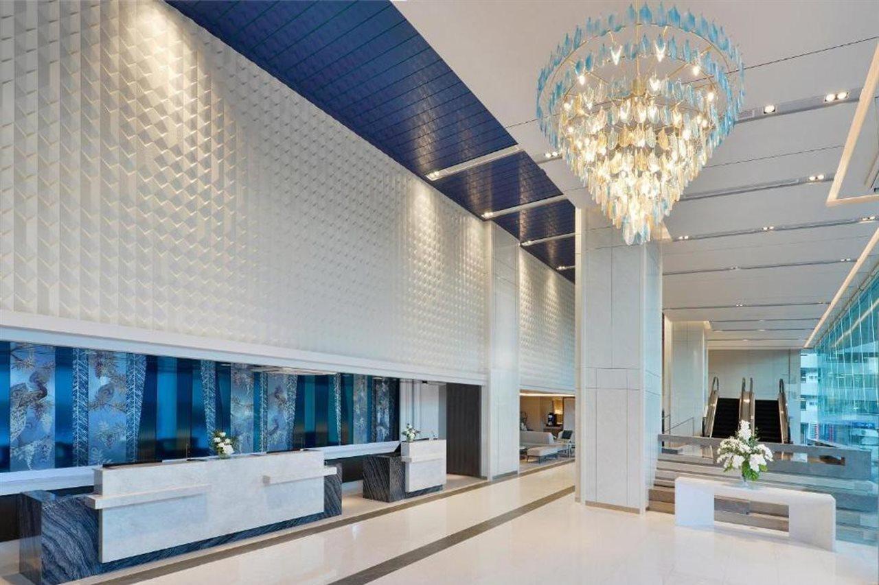 Centre Point Hotel Terminal21 Korat Nakhonratcsaszima Kültér fotó Lobby