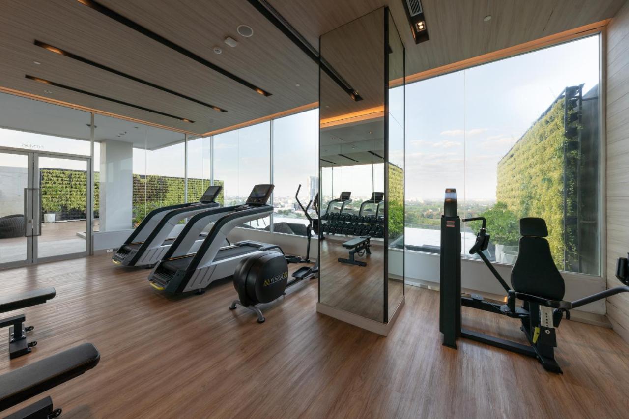 Centre Point Hotel Terminal21 Korat Nakhonratcsaszima Kültér fotó The gym at the hotel