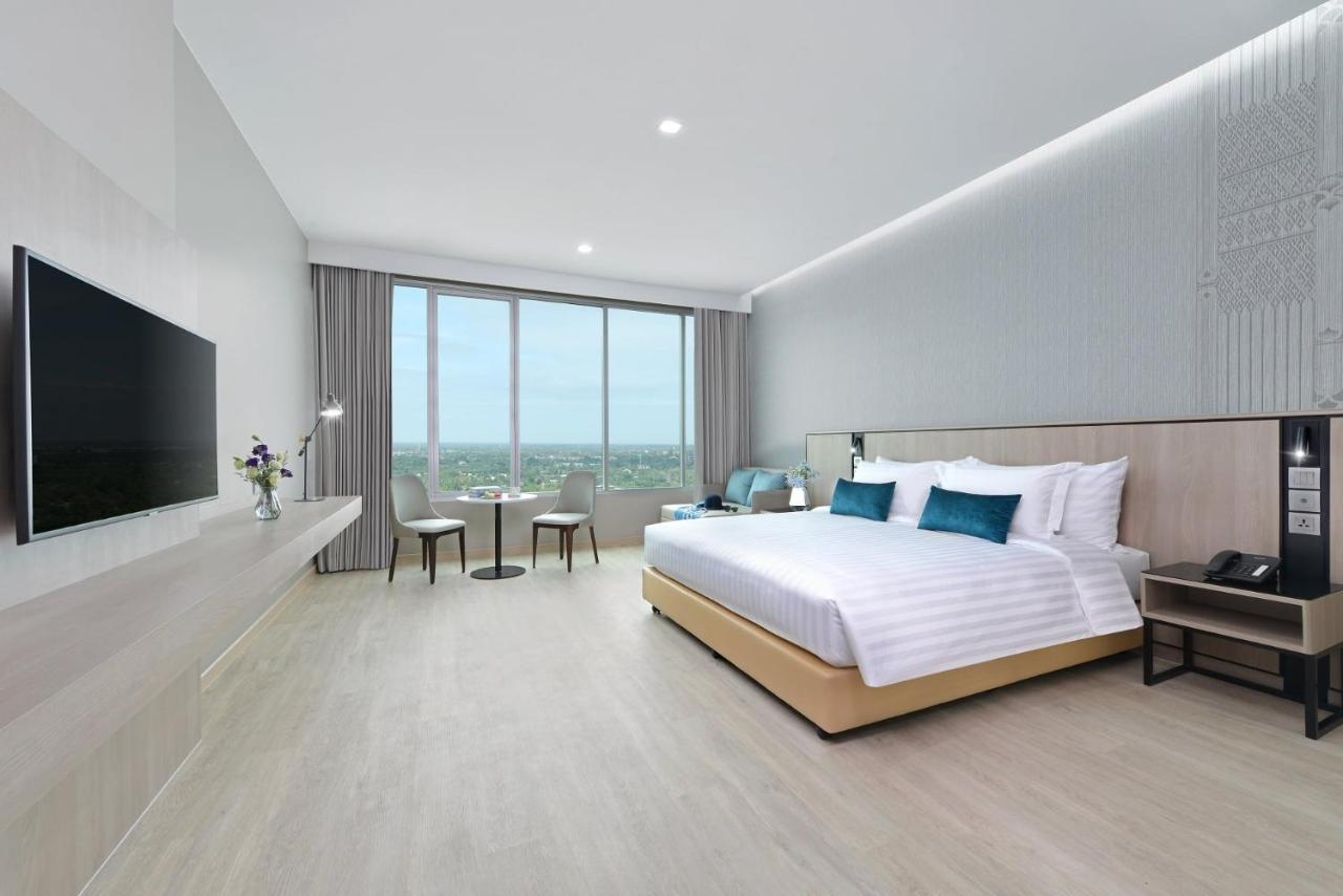 Centre Point Hotel Terminal21 Korat Nakhonratcsaszima Kültér fotó Deluxe Room