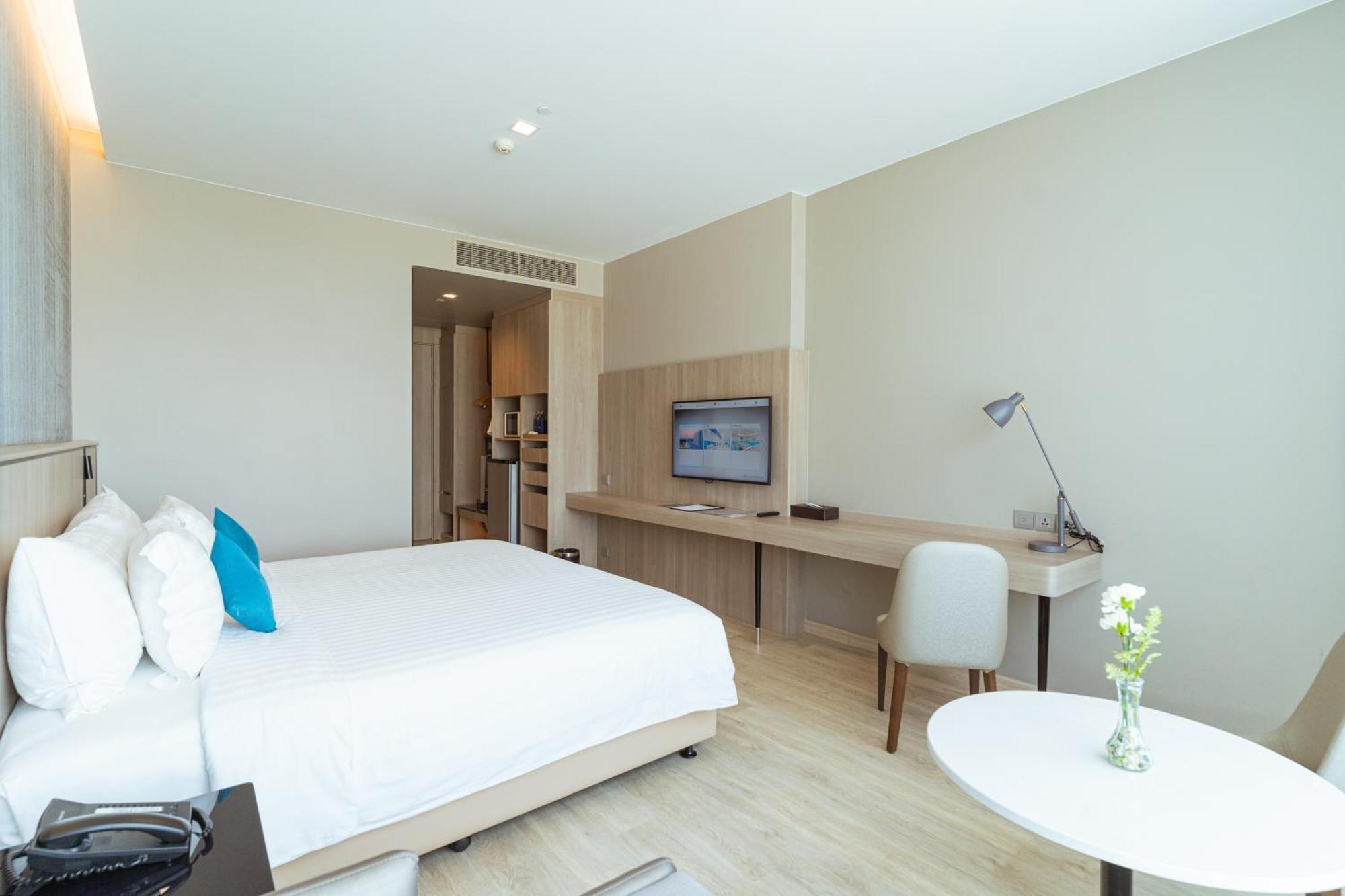 Centre Point Hotel Terminal21 Korat Nakhonratcsaszima Kültér fotó Deluxe Room
